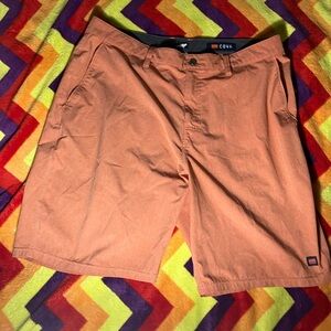 Cova hybrid shorts